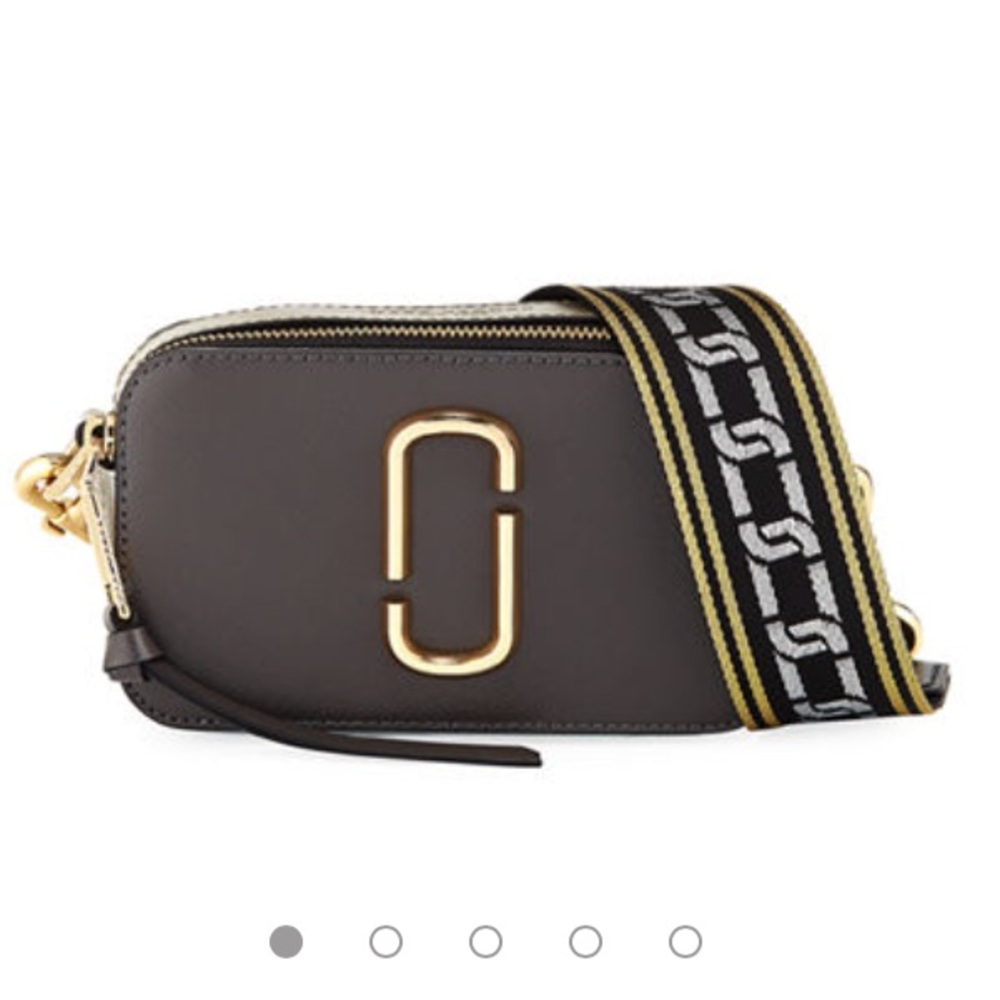 ✨✨ Authentic Marc Jacobs Snapshot bag ✨✨